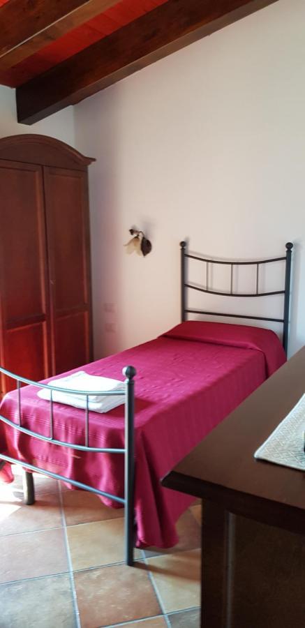 Bed & Breakfast S' Accorru Bed and Breakfast SantʼAntìoco Exterior foto